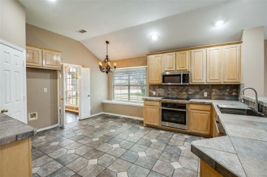 Limited-time October Incentives: $10k towards seller concessions on Stewart Peninsula Golf Course in Texas - for sale on GolfHomes.com, golf home, golf lot