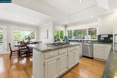 Expansive 5-bedroom custom Northgate home set on 1.81 acres with on Boundary Oak Golf Course in California - for sale on GolfHomes.com, golf home, golf lot