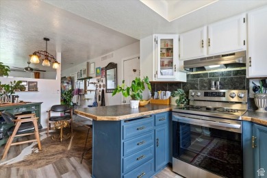 Why keep throwing money at rent when you could OWN this 3 bed, 2 on Eagle Lake Golf Course in Utah - for sale on GolfHomes.com, golf home, golf lot