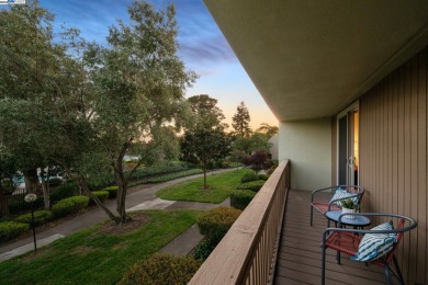 Live like you're on vacation in this completely upgraded 4BD/2 on Chuck Corica Golf Complex in California - for sale on GolfHomes.com, golf home, golf lot