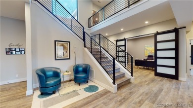 MOTIVATED SELLER.....HOME IN HORSESHOE BEND HAS POTENTIAL TO BE on Seasons Ridge At Four Seasons in Missouri - for sale on GolfHomes.com, golf home, golf lot