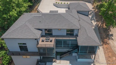 MOTIVATED SELLER.....HOME IN HORSESHOE BEND HAS POTENTIAL TO BE on Seasons Ridge At Four Seasons in Missouri - for sale on GolfHomes.com, golf home, golf lot