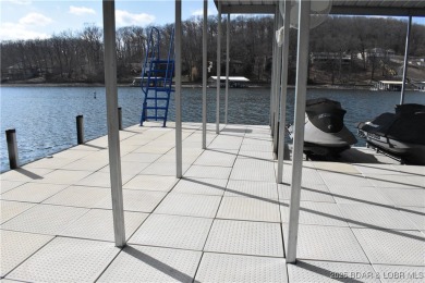 MOTIVATED SELLER.....HOME IN HORSESHOE BEND HAS POTENTIAL TO BE on Seasons Ridge At Four Seasons in Missouri - for sale on GolfHomes.com, golf home, golf lot