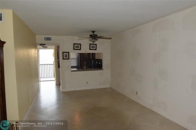 Retirement living at its finest! This stunning, updated 2/2 unit on Sunrise Lakes Phase IV Golf Course in Florida - for sale on GolfHomes.com, golf home, golf lot