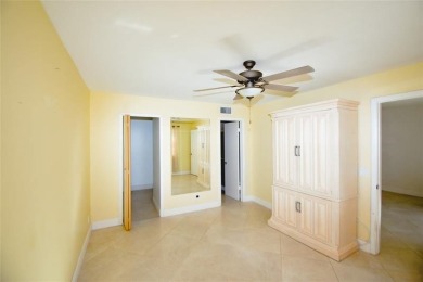 Price Reduced to $124,000! Retirement living at its finest in on Sunrise Lakes Phase IV Golf Course in Florida - for sale on GolfHomes.com, golf home, golf lot