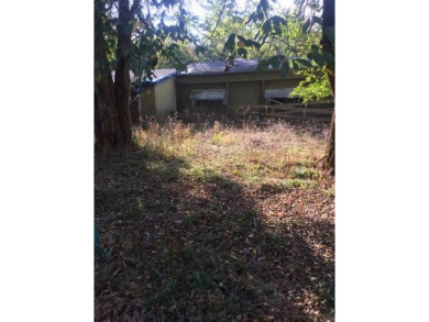 Selling as is, 1972 manufactured home. Home has 2 bedrooms and 1 on Sugar Valley Lakes Golf Course in Kansas - for sale on GolfHomes.com, golf home, golf lot