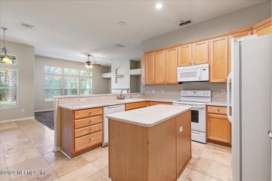 GREAT OPPORTUNITY in Fleming Island Plantation!  Seller paying on Golf Club At Fleming Island in Florida - for sale on GolfHomes.com, golf home, golf lot