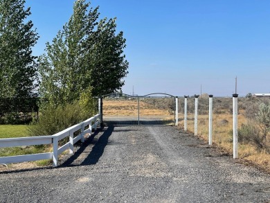 This exceptional small-town oasis offers the perfect blend of on Christmas Valley Golf Course in Oregon - for sale on GolfHomes.com, golf home, golf lot