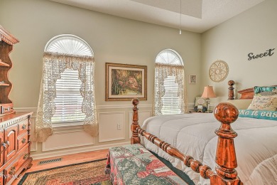 Here it is, Just what you have been waiting for! This 3 bedroom on Tri Cities Golf Club in Tennessee - for sale on GolfHomes.com, golf home, golf lot
