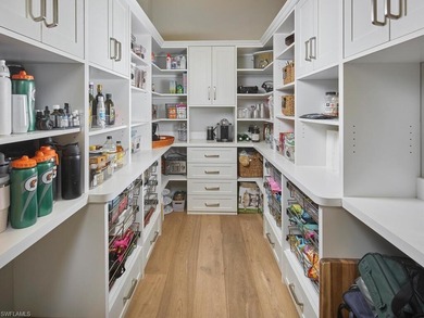 IMMEDIATE GOLF MEMBERSHIP AVAILABLE! An exceptional single-level on Tuscany Reserve in Florida - for sale on GolfHomes.com, golf home, golf lot