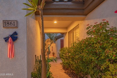 Guard-gated Anthem Country Club, Move-in ready home with on Anthem Golf and Country Club  in Arizona - for sale on GolfHomes.com, golf home, golf lot
