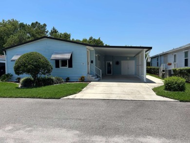 ***55+ MH Community, Leased land *** This beautiful 1998 on Big Cypress Golf and Country Club in Florida - for sale on GolfHomes.com, golf home, golf lot