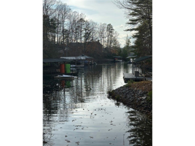 Beautiful 1.4 acre waterfront homesite at The Cliffs at Keowee on The Cliffs At Keowee Vineyards Golf Club in South Carolina - for sale on GolfHomes.com, golf home, golf lot