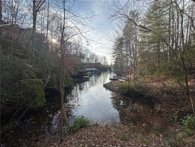 Beautiful 1.4 acre waterfront homesite at The Cliffs at Keowee on The Cliffs At Keowee Vineyards Golf Club in South Carolina - for sale on GolfHomes.com, golf home, golf lot