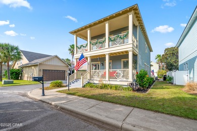 Beautiful home located in the highly sought after community of on Holiday Golf Club in Florida - for sale on GolfHomes.com, golf home, golf lot