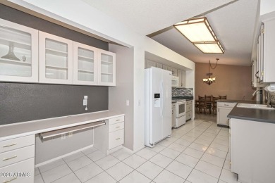 Welcome to this beautifully maintained 2 bed, 2 bath home in Sun on Grandview Golf Course in Arizona - for sale on GolfHomes.com, golf home, golf lot
