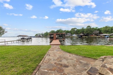 Furnished waterfront home in gated community with 100 ft of on Pinnacle Golf and Boat Club in Texas - for sale on GolfHomes.com, golf home, golf lot