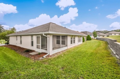 This well-maintained 2 bedroom/2 bathroom/den/2 car garage home on Twisted Oaks Golf Club in Florida - for sale on GolfHomes.com, golf home, golf lot