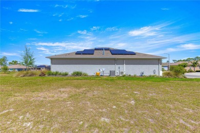 NEW PRICE - ALL THE UPGRADES HAVE ALREADY BEEN DONE! Very on On Top of the World Golf Course in Florida - for sale on GolfHomes.com, golf home, golf lot