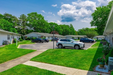 Welcome to this rare and beautifully updated 2 bed, 1 bath end on Leisure Village Golf Course in New York - for sale on GolfHomes.com, golf home, golf lot