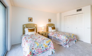 ****What do a disco ball and the ocean have in common? They both on Links on Longboat Golf Club in Florida - for sale on GolfHomes.com, golf home, golf lot