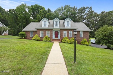 Avid Golfer in the family?..  Welcome Home to this beautifully on  in Tennessee - for sale on GolfHomes.com, golf home, golf lot