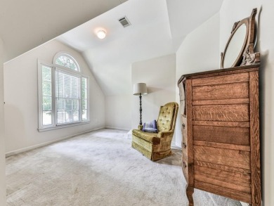 A perfect place to call home! This 5BR/3.5BA home is nestled in on Canongate At Eagle Watch Golf Club in Georgia - for sale on GolfHomes.com, golf home, golf lot