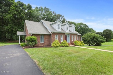 Avid Golfer in the family?..  Welcome Home to this beautifully on  in Tennessee - for sale on GolfHomes.com, golf home, golf lot