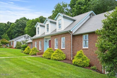 Avid Golfer in the family?..  Welcome Home to this beautifully on  in Tennessee - for sale on GolfHomes.com, golf home, golf lot
