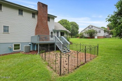 Avid Golfer in the family?..  Welcome Home to this beautifully on  in Tennessee - for sale on GolfHomes.com, golf home, golf lot