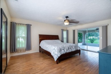 This spacious and beautifully maintained 3-bedroom, 2.5-bath on Golf Hammock Country Club in Florida - for sale on GolfHomes.com, golf home, golf lot