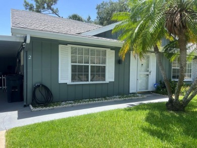 Cute 2 bedroom, 2 bath 1/2 duplex.  Great investment or full on Hidden Lakes Golf Club in Florida - for sale on GolfHomes.com, golf home, golf lot