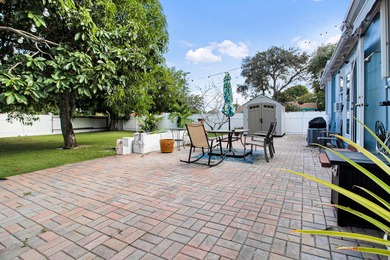 Welcome to this inviting 2 bedroom, 1 bathroom home in the heart on Lake Worth Municipal Golf Course in Florida - for sale on GolfHomes.com, golf home, golf lot
