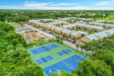 Beautifully updated 2-bedroom, 2-bath condo in Prime Melbourne on Mallards Landing Golf Course in Florida - for sale on GolfHomes.com, golf home, golf lot