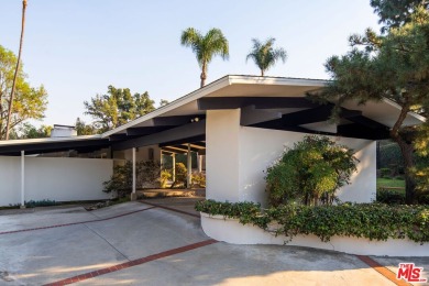 :: The John Silver Residence, 1957 :: Built by architects Maul on South Hills Country Club in California - for sale on GolfHomes.com, golf home, golf lot