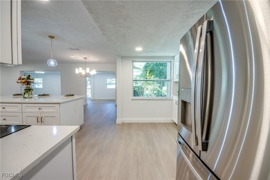 Welcome to this beautifully remodeled 2 bedroom, 2 bathroom on Whiskey Creek Country Club in Florida - for sale on GolfHomes.com, golf home, golf lot