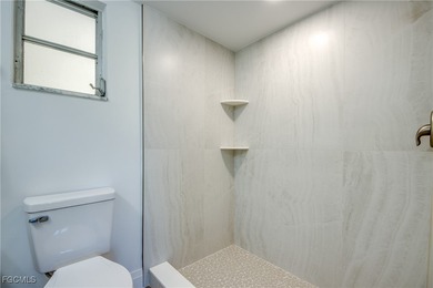 Welcome to this beautifully remodeled 2 bedroom, 2 bathroom on Whiskey Creek Country Club in Florida - for sale on GolfHomes.com, golf home, golf lot