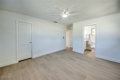 Welcome to this beautifully remodeled 2 bedroom, 2 bathroom on Whiskey Creek Country Club in Florida - for sale on GolfHomes.com, golf home, golf lot