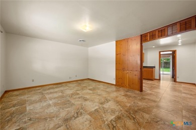 Charming Home in Established Neighborhood Near Golf Course!     
 on Luling Golf Club in Texas - for sale on GolfHomes.com, golf home, golf lot
