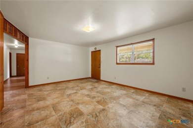 Charming Home in Established Neighborhood Near Golf Course!     
 on Luling Golf Club in Texas - for sale on GolfHomes.com, golf home, golf lot