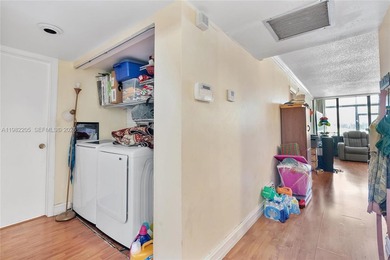 GREAT OPPORTUNITY 3BED/2BATH ONE STORY VILLA IN THE HEART OF on Pembroke Lakes Golf Club in Florida - for sale on GolfHomes.com, golf home, golf lot