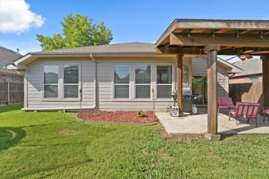 Beautifully designed one-story home offering 3 bedrooms, 2 on Woodbridge Golf Club in Texas - for sale on GolfHomes.com, golf home, golf lot