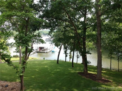 Welcome to this stunning home designed for luxurious living in on Seasons Ridge At Four Seasons in Missouri - for sale on GolfHomes.com, golf home, golf lot