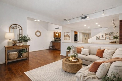 Turnkey Twin Lakes townhome with breathtaking views from BOTH on Carrollwood Country Club in Florida - for sale on GolfHomes.com, golf home, golf lot