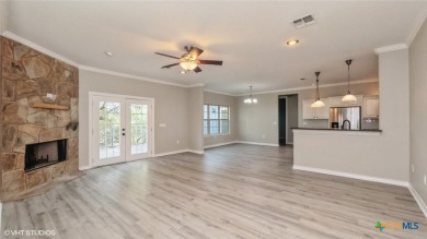 UPDATED AND MOVE IN READY!! Do you enjoy boating, swimming on Canyon Lake Golf Club in Texas - for sale on GolfHomes.com, golf home, golf lot