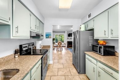 Beautifully Maintained Townhome on the 18th Hole of Cardinal on Diamondhead Country Club in Mississippi - for sale on GolfHomes.com, golf home, golf lot