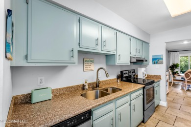 Beautifully Maintained Townhome on the 18th Hole of Cardinal on Diamondhead Country Club in Mississippi - for sale on GolfHomes.com, golf home, golf lot