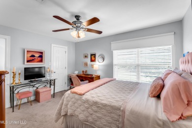 Beautifully Maintained Townhome on the 18th Hole of Cardinal on Diamondhead Country Club in Mississippi - for sale on GolfHomes.com, golf home, golf lot
