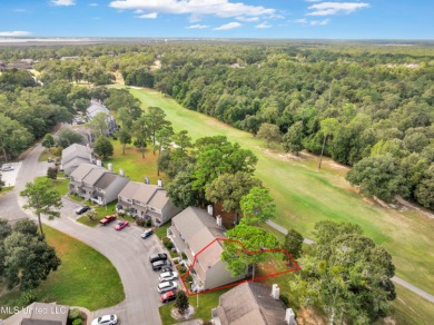 Beautifully Maintained Townhome on the 18th Hole of Cardinal on Diamondhead Country Club in Mississippi - for sale on GolfHomes.com, golf home, golf lot