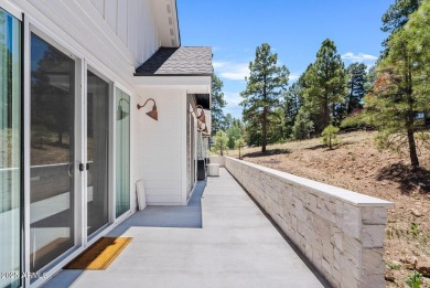 Forget cookie-cutter, this home breaks the mold. Where style on Continental Country Club in Arizona - for sale on GolfHomes.com, golf home, golf lot